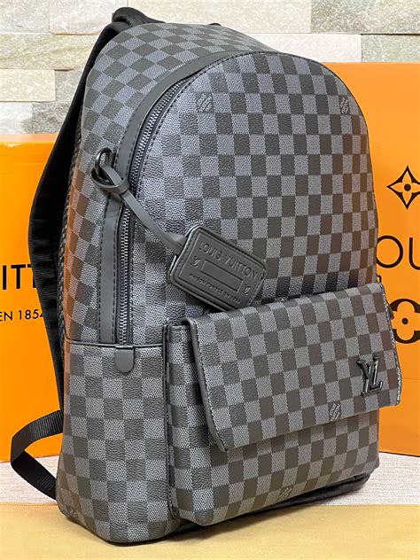 ghiozdan louis vuitton barbati|louis vuitton mariott.